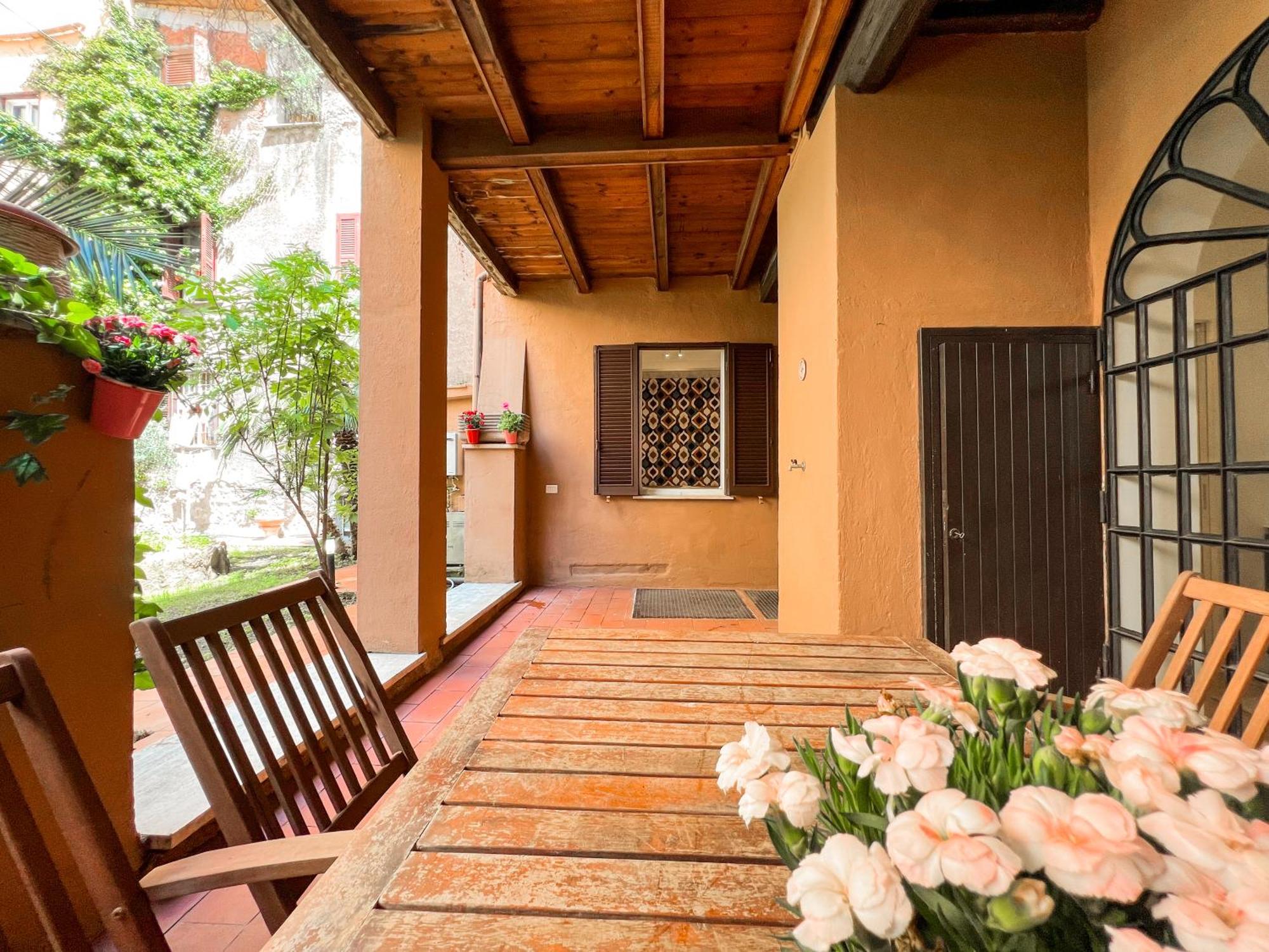 Luxury House & Secret Garden - Strategic Location, 100M To Metro B Apartment Rome Bagian luar foto